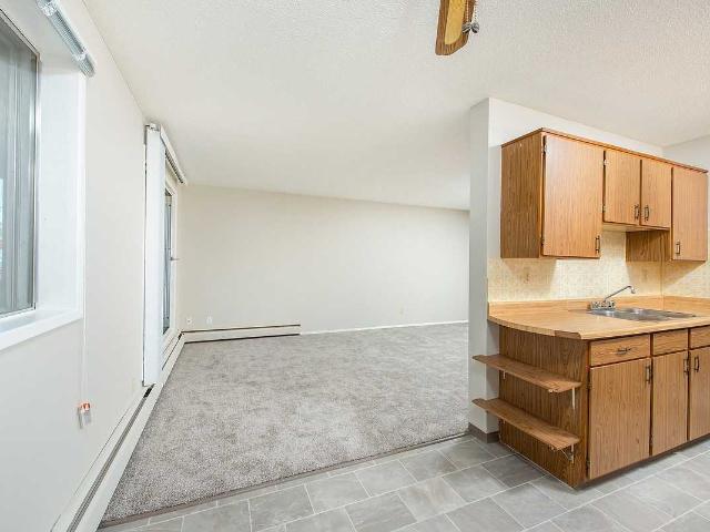 Apartment for rent in Wedgewood, Alberta
