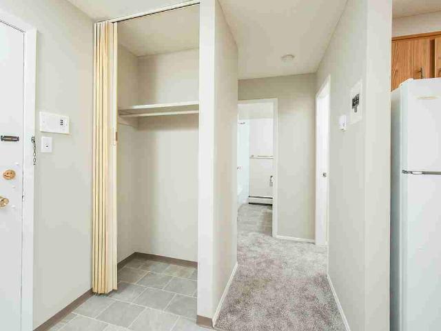 Apartment for rent in Wedgewood, Alberta