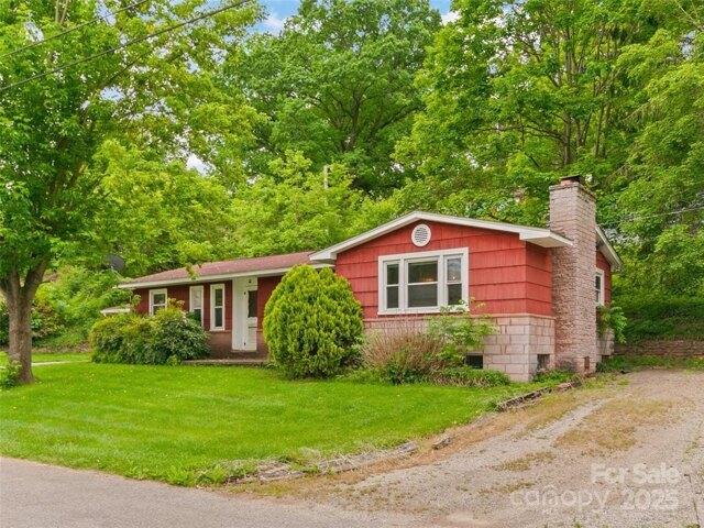 House for sale in Clyde