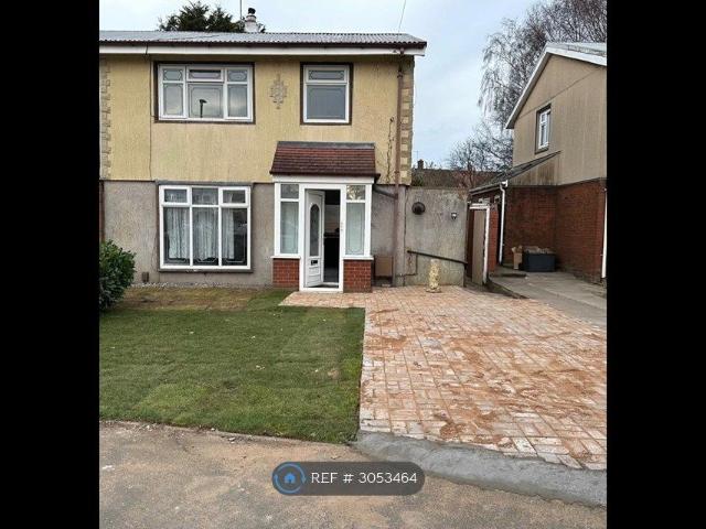 House for rent in Snapes Green, Wolverhampton