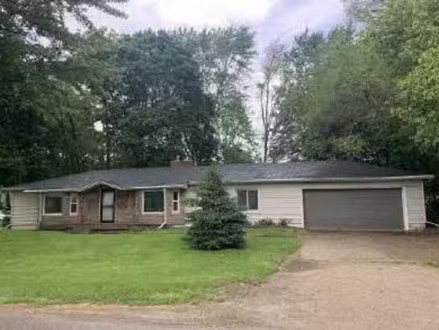 House for sale in Macomb