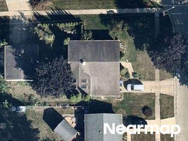 House for sale in South Elgin, Illinois