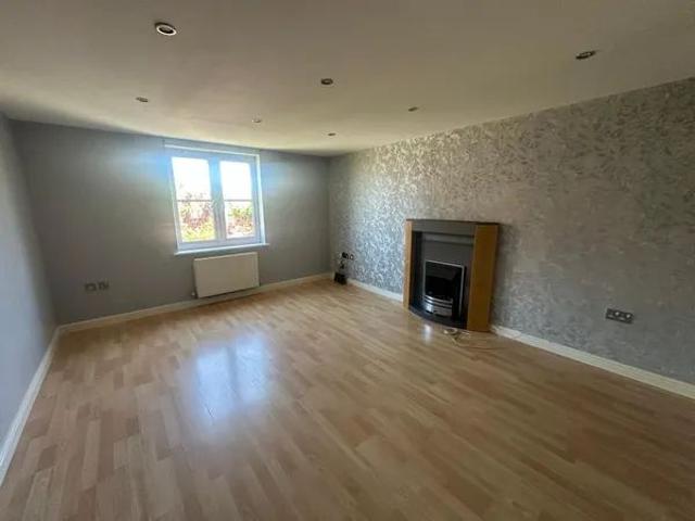 Apartment for rent in Calderstones