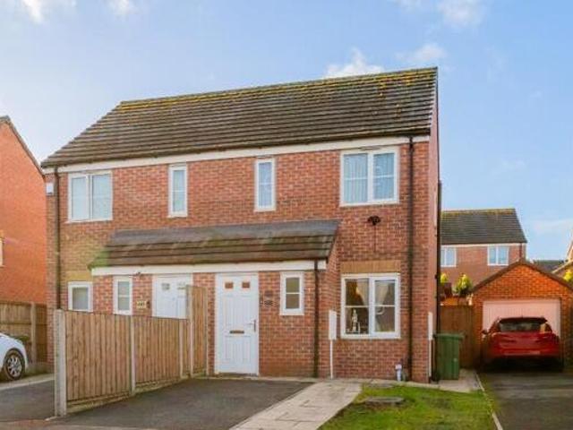 House for sale in Pontefract, West Yorkshire