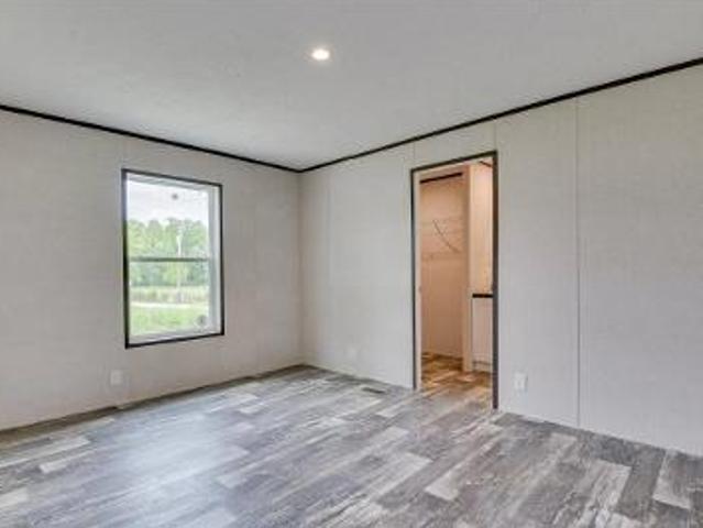 House for sale in Gloverville