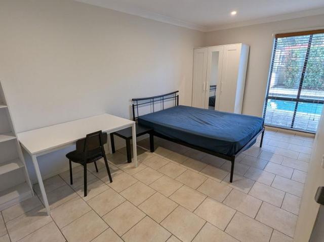 Room for rent in Carlingford, Sydney