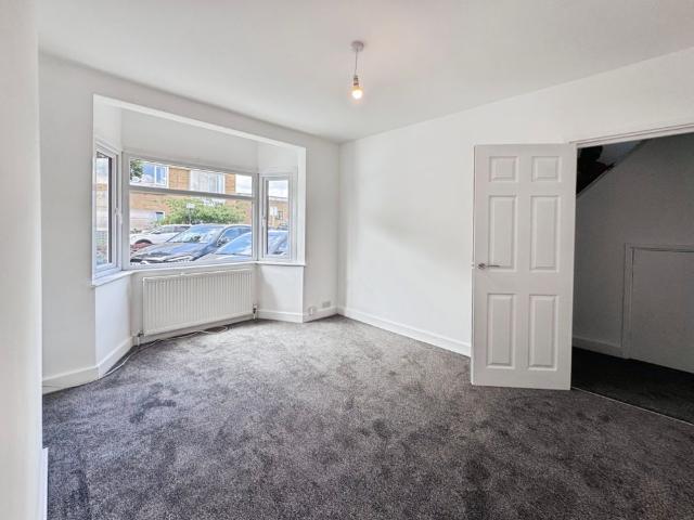 House for rent in Alton Barnes, Essex