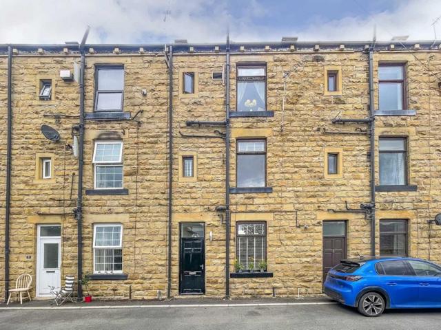 House for rent in Batley, West Yorkshire