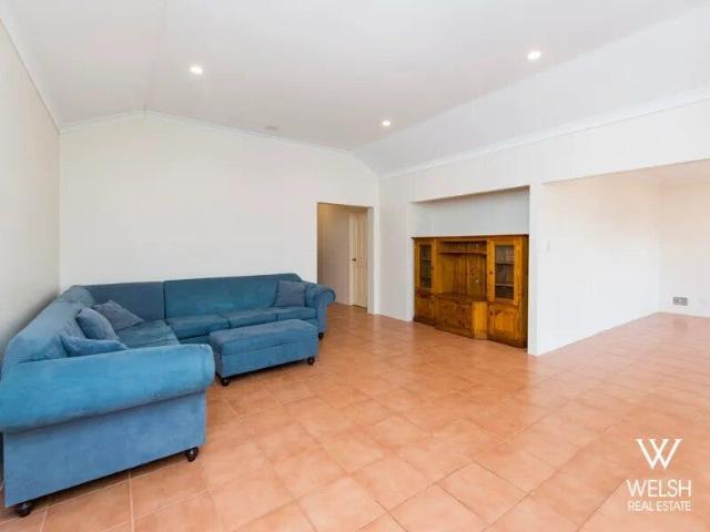 Room for rent in Cockburn, Western Australia