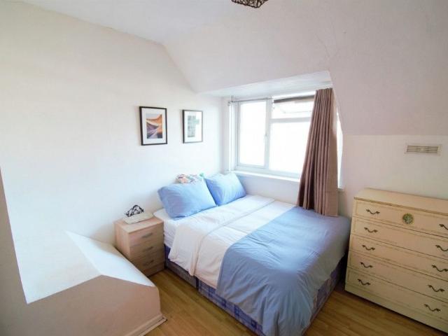 Room for rent in London Borough of Ealing, Greater London