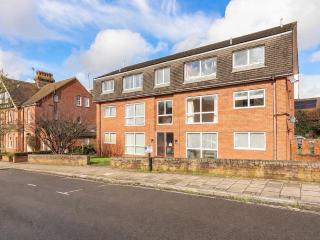 Apartment for rent in St Albans, Five Acres