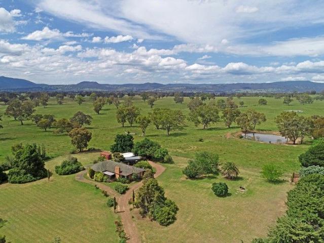 Acreage for sale in Victoria