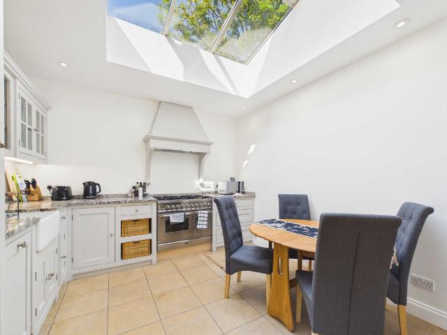 House for rent in South Lambeth, Greater London