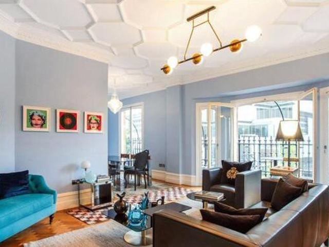 House for sale in Lyons, Greater London