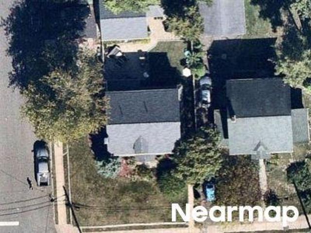 House for sale in Bergenfield, New Jersey