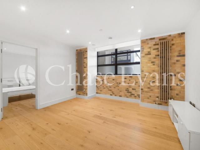 House for rent in Chalk Farm, Greater London