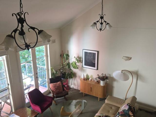 Room for rent in Camerons Creek, Victoria