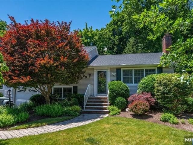 House for sale in Ho Ho Kus, New Jersey