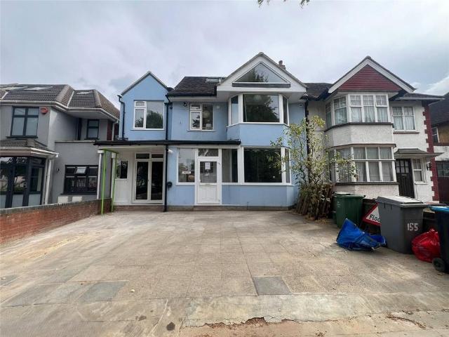 Apartment for rent in Preston, Greater London