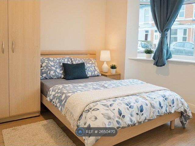 Room for rent in Brompton, Gillingham