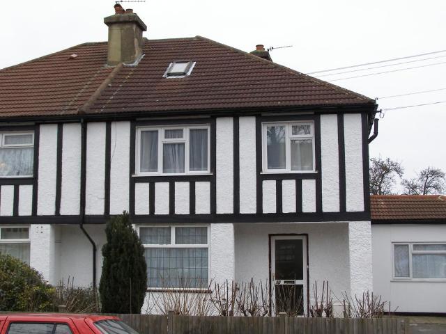 Apartment for rent in Kenton, Greater London