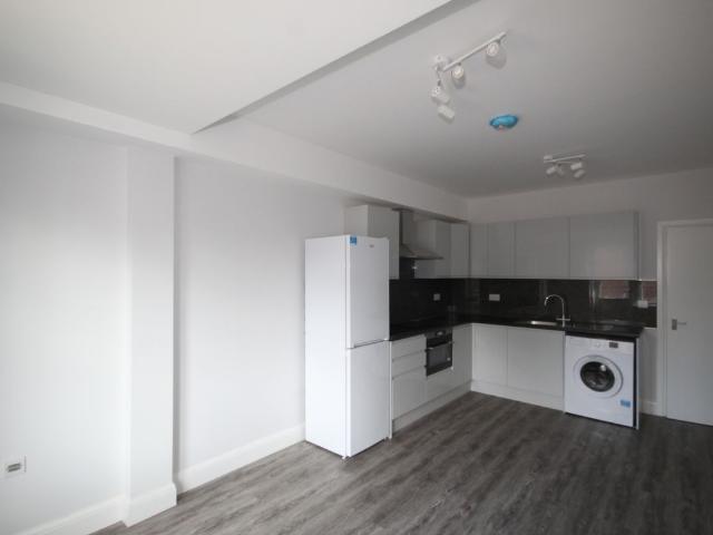 House for rent in Kenton, Greater London