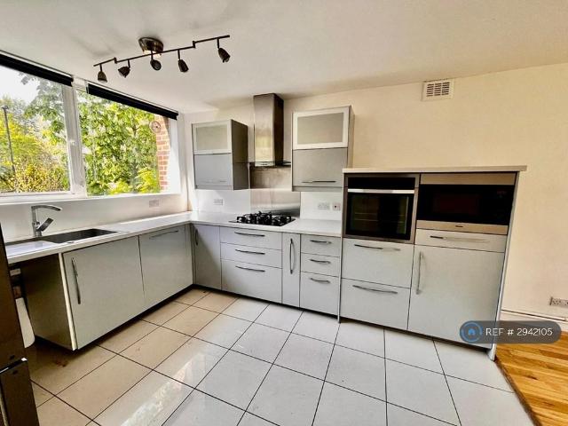 House for rent in London Borough of Croydon, Upper Norwood