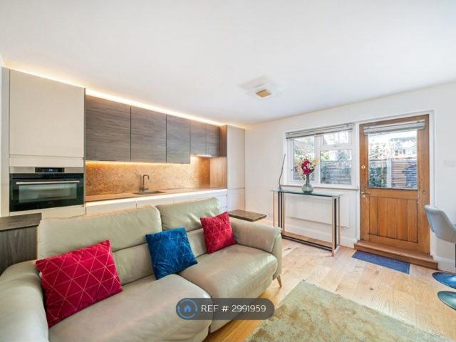Apartment for rent in Putney, Greater London