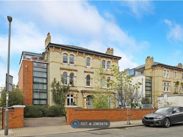 Apartment for rent in Putney, Greater London