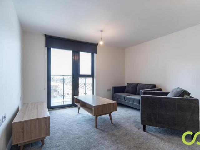 Apartment for rent in Seven Kings, Greater London