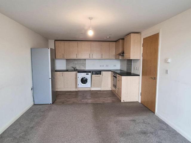 House for rent in Seven Kings, Greater London