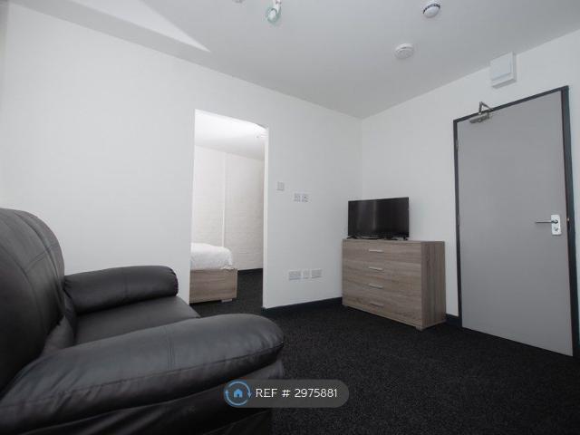 House for rent in Stoke, Stoke-on-Trent