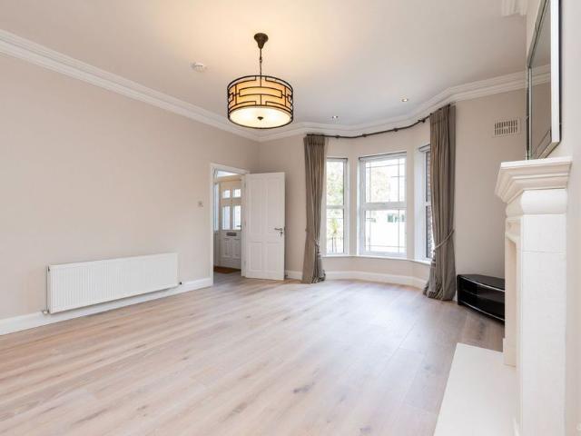House to rent in Bluebell, North Tipperary