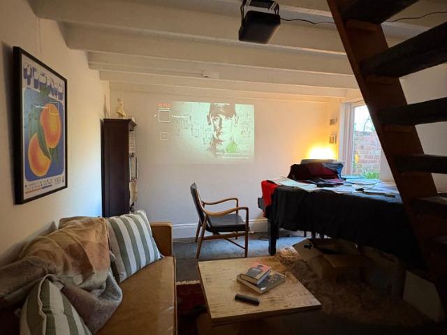 Room for rent in Camerons Creek, Victoria