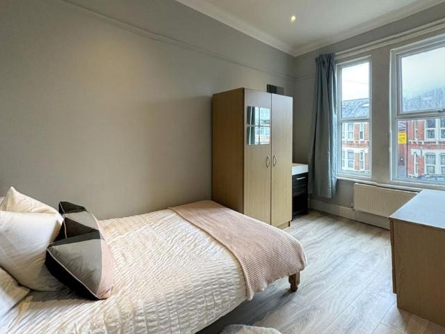 Room for rent in Banister's Park, City Of Southampton