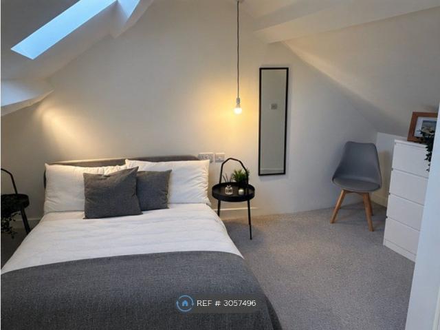 Room for rent in Woolshops, Calderdale