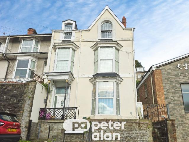 Apartment for rent in Mount Pleasant, Swansea