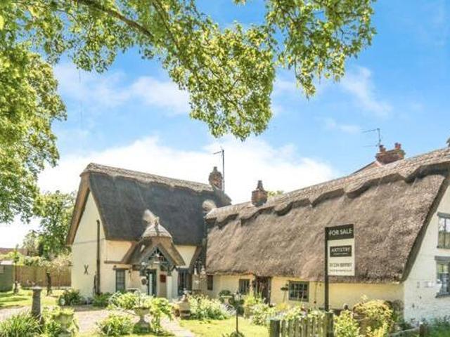 House for sale in Bedford