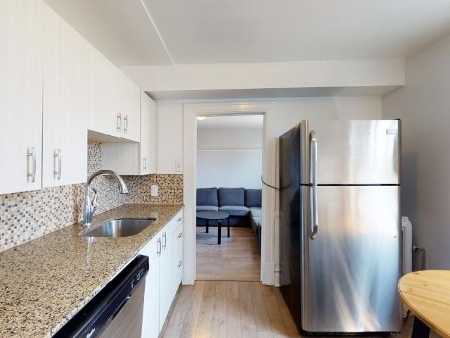 Apartment for rent in Mulhurst Bay, Ontario