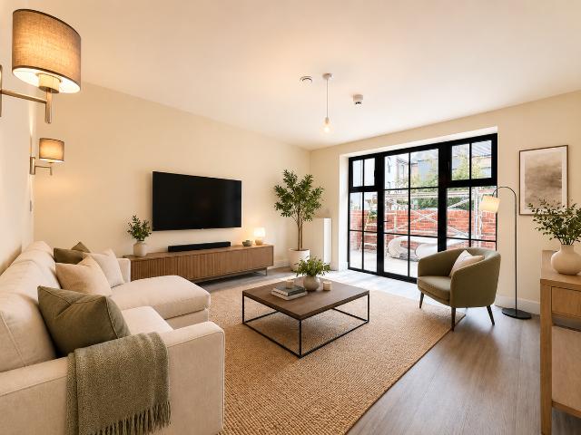 House for rent in London Borough of Ealing, Greater London