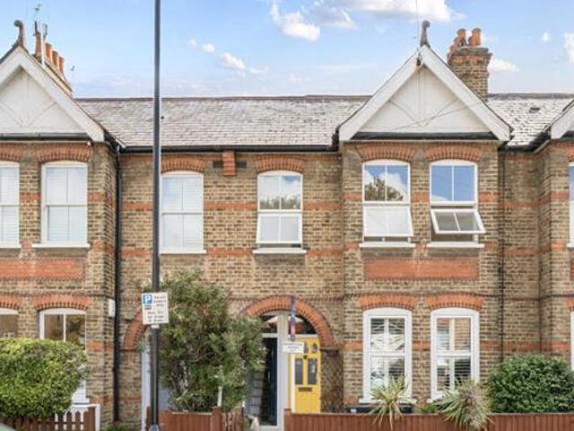 House for sale in Brentford End, Greater London