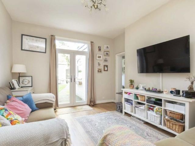 Apartment for rent in London Borough of Ealing, Greater London