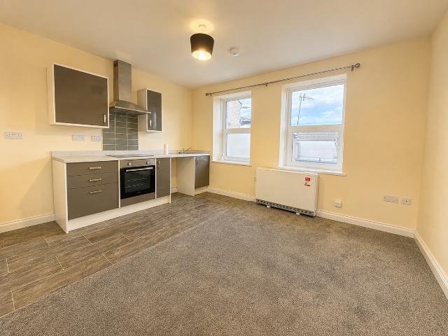 Apartment for rent in Nangreaves, Wales