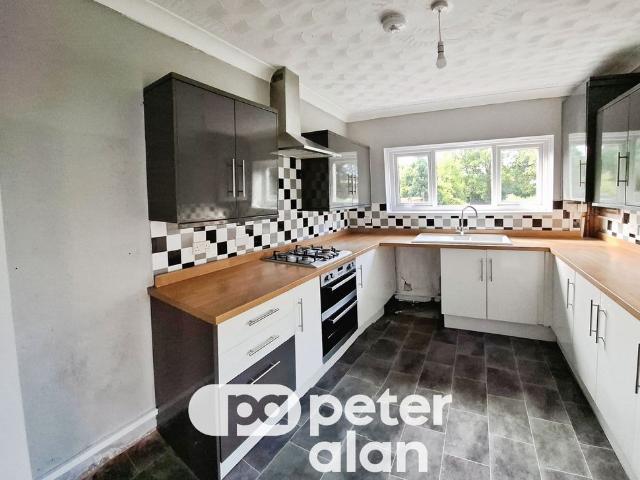 Apartment for rent in Nangreaves, Wales
