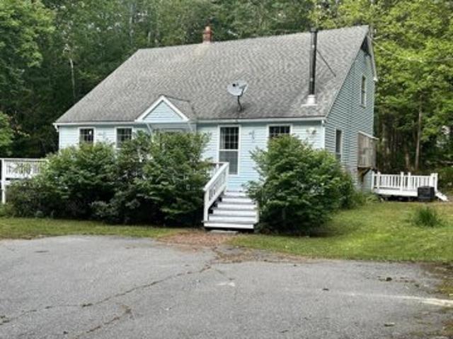 House for sale in Maine