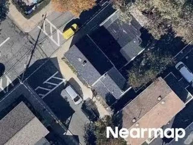 House for sale in Chelsea