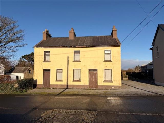 Detached House for sale in Ballynahown, Connacht