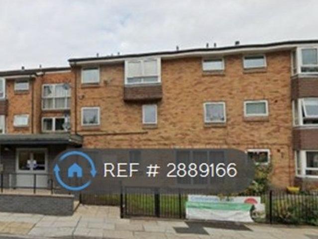 Apartment for rent in Calderstones