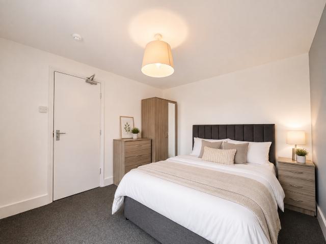 Room for rent in Newtown, Reading