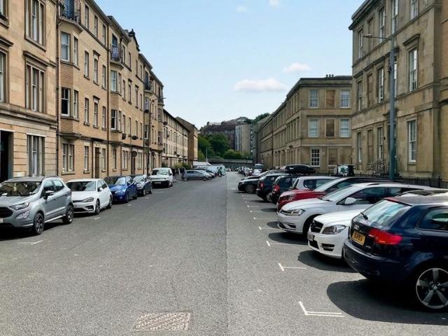 Apartment for rent in Woodlands, Glasgow